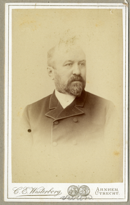 106754 Portret van Johannes Judith Veeren, geboren 's-Gravenhage 16 februari 1846, gemeenteontvanger te Utrecht ...